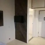 Bilocale Mansardato Zona Corso Buenos Aires Mm1-mm2 Lippi 2