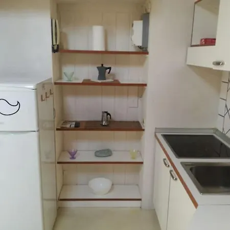 Apartamento Bilocale Mansardato Zona Corso Buenos Aires Mm1-mm2 Lippi 2
