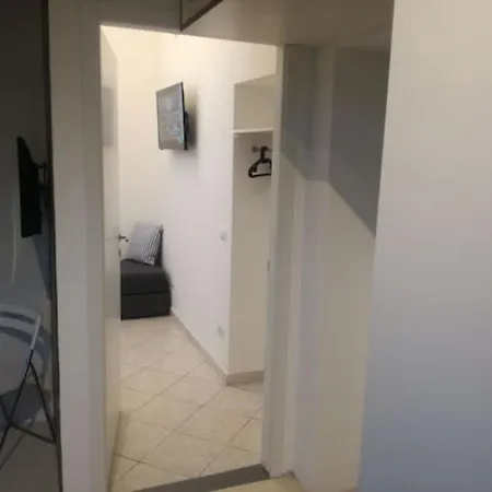 Bilocale Mansardato Zona Corso Buenos Aires Mm1-mm2 Lippi 2 Lejlighed Milano