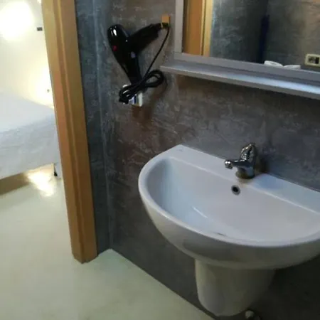 Bilocale Mansardato Zona Corso Buenos Aires Mm1-mm2 Lippi 2 Lejlighed *