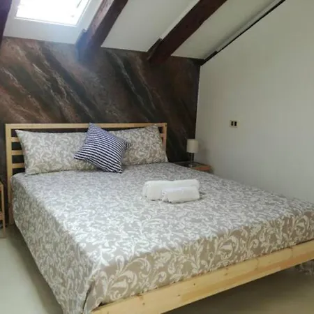 Bilocale Mansardato Zona Corso Buenos Aires Mm1-mm2 Lippi 2 Apartamento *